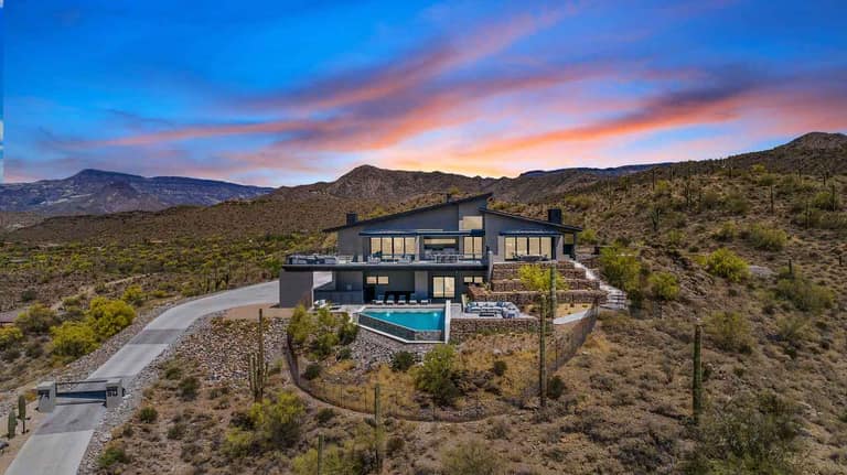 Residence — Arizona